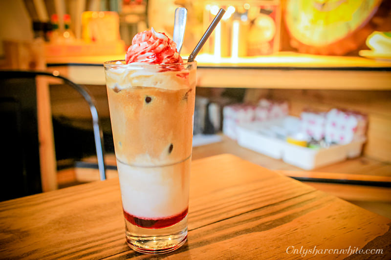 Café 4 FUN 咖啡趣．限定草莓麻糬鬆