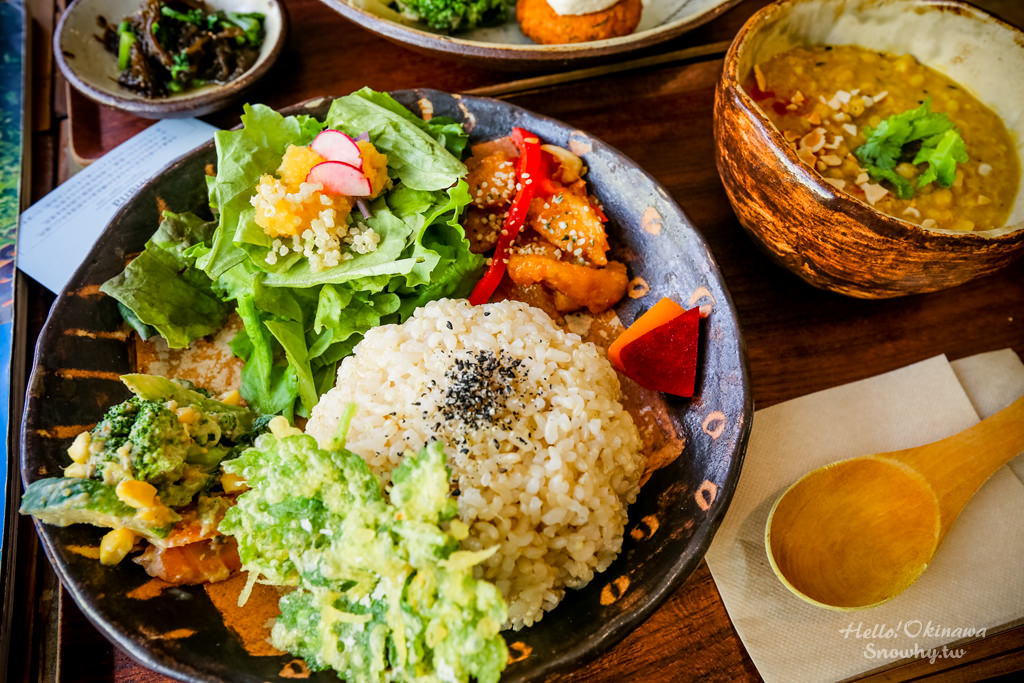 沖繩美食,那霸國際通,自然食とおやつmana,蔬菜餐廳,蔬食餐廳,咖啡廳