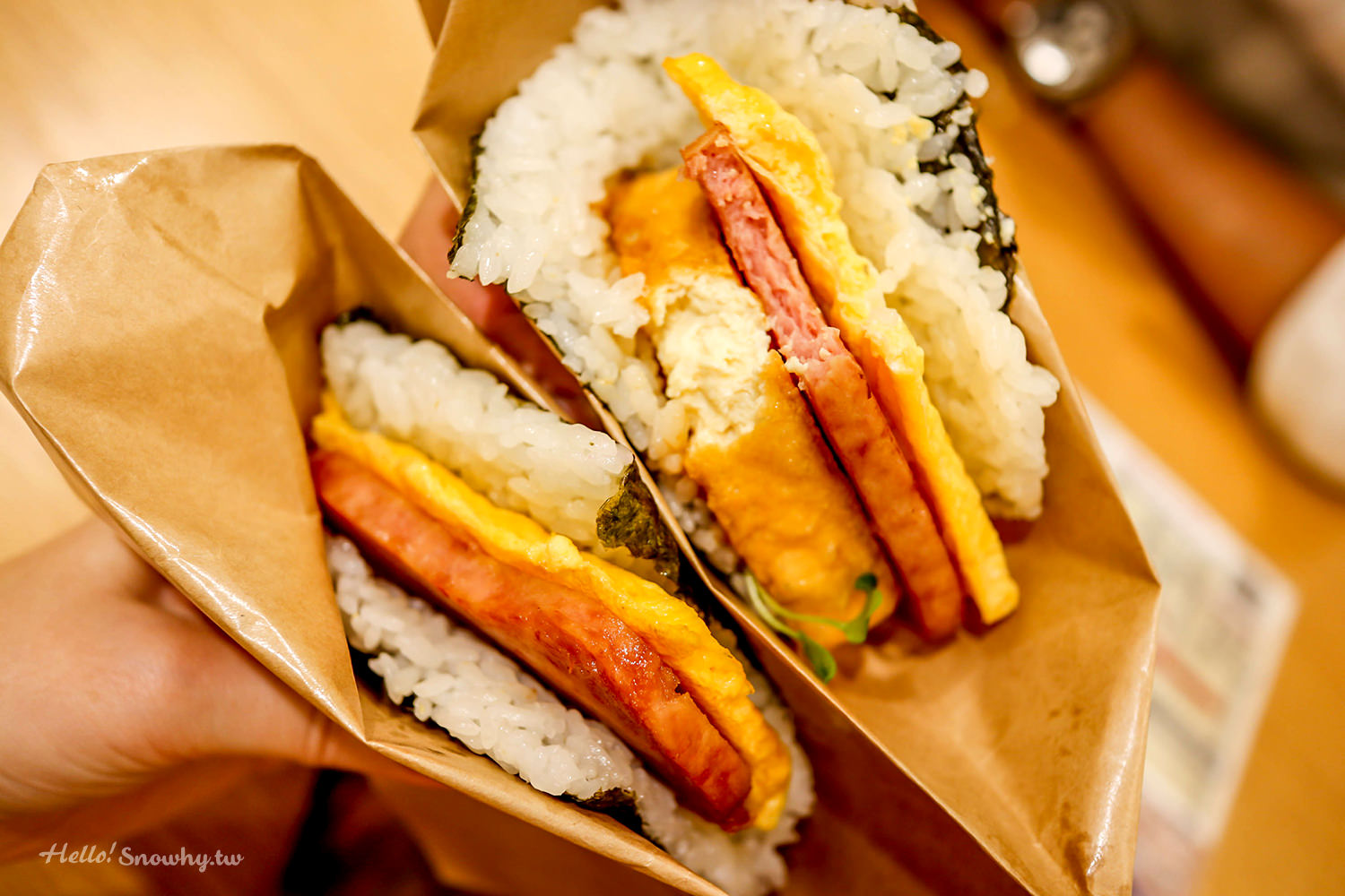 沖繩必吃美食,人氣豬肉蛋飯糰,豬肉蛋飯糰,那霸機場分店,沖繩必吃飯糰,排隊美食